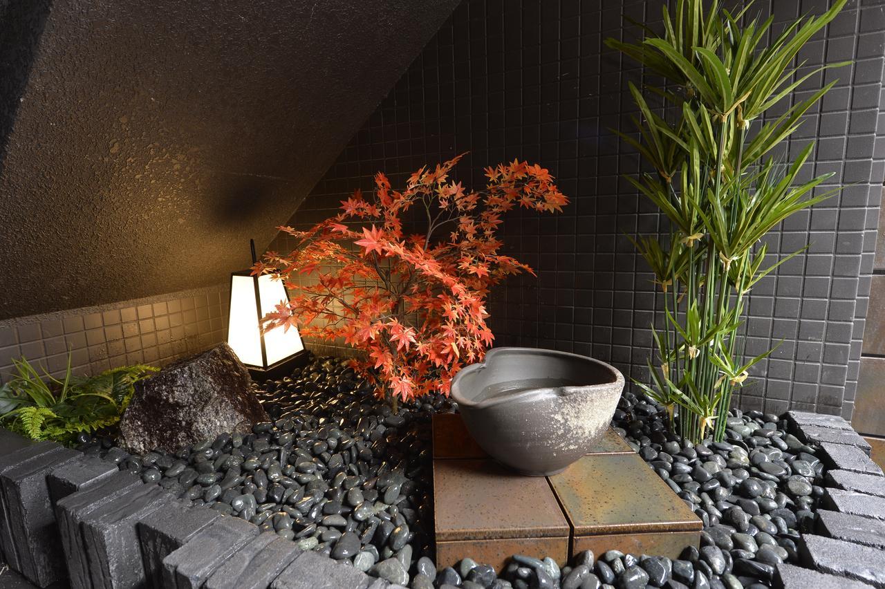 Kyoto Imperial Palace U.E.S Hotel Exterior photo